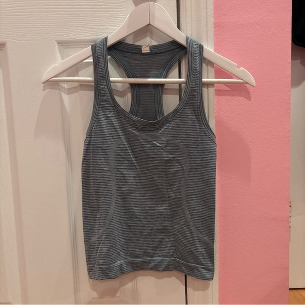 Lululemon Women's Gray Blue Swiftly Tech Racerback Striped Tank Top